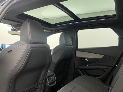 Peugeot 3008 Hybrid4 300 e-EAT8 GT