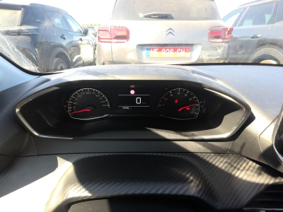 Peugeot 208 PureTech 100 S&S BVM6 Active