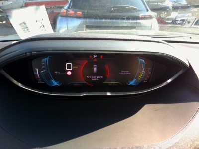 Peugeot 3008 Hybrid 180 e-EAT8 Allure Pack