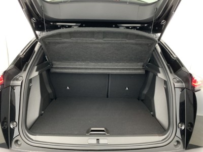 Peugeot 2008 Hybrid 145 e-DCS6 GT