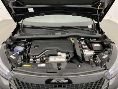 Peugeot 2008 Hybrid 145 e-DCS6 GT