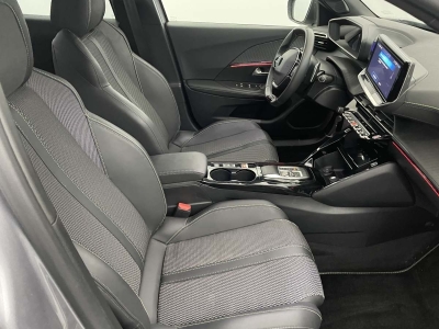 Peugeot 2008 NOUVEAU Hybrid 145 e-DCS6 GT