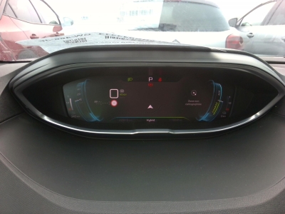 Peugeot 3008 Hybrid 180 e-EAT8 Allure Pack