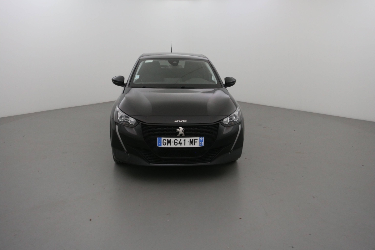 Peugeot e-208 1