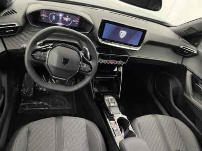 Peugeot 2008 NOUVEAU Hybrid 145 e-DCS6 Allure