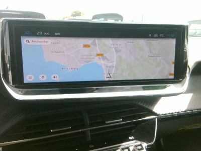 Peugeot 208 Hybrid 100 e-DCS6 Allure