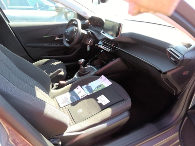 Peugeot 208 PureTech 100 S&S BVM6 Active