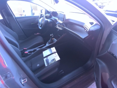 Peugeot 208 PureTech 100 S&S BVM6 Active