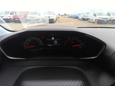 Peugeot 208 PureTech 100 S&S BVM6 Active