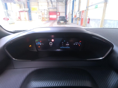 Peugeot 2008 100 S&S BVM6 Allure