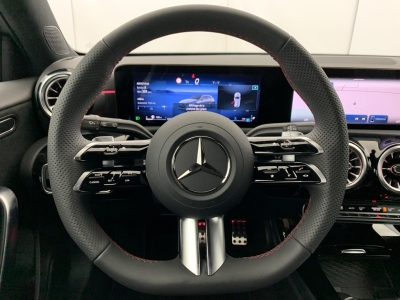 Mercedes Benz Classe A 200 d 8G-DCT AMG Line