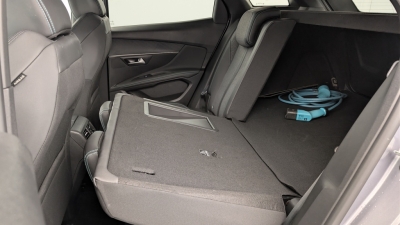 Peugeot 3008 Hybrid 180 e-EAT8 Allure Pack