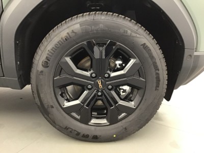 Dacia Duster EXTREME MHEV 4X4 130 6 v