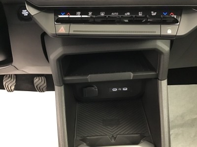 Dacia Bigster JOURNEY MHEV  140 6 v