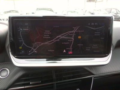 Peugeot 2008 Hybrid 145 e-DCS6 Allure