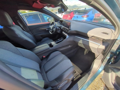 Peugeot 3008 Hybrid 180 e-EAT8 Allure Pack