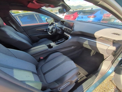 Peugeot 3008 Hybrid 180 e-EAT8 Allure Pack