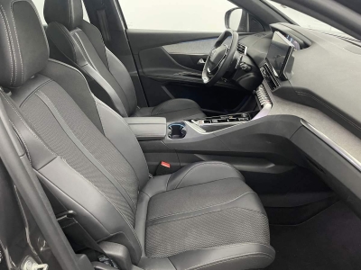 Peugeot 3008 Hybrid4 300 e-EAT8 GT