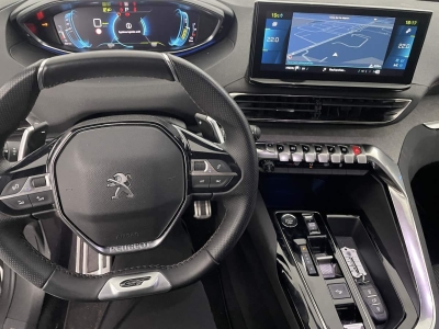 Peugeot 3008 Hybrid4 300 e-EAT8 GT