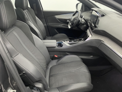 Peugeot 3008 Hybrid4 300 e-EAT8 GT