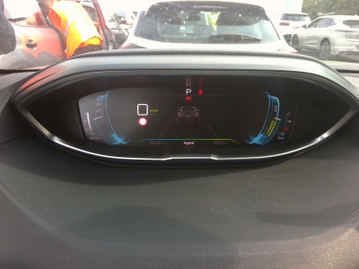 Peugeot 3008 Hybrid4 300 e-EAT8 GT