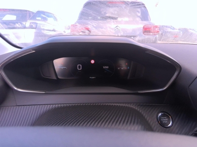 Peugeot 208 100 S&S BVM6 Allure