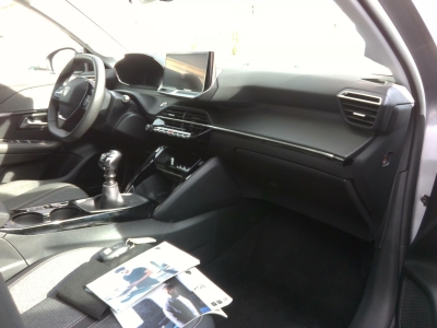 Peugeot 208 100 S&S BVM6 Allure