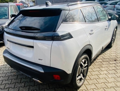 Peugeot 2008 PureTech 130 S&S EAT8 GT