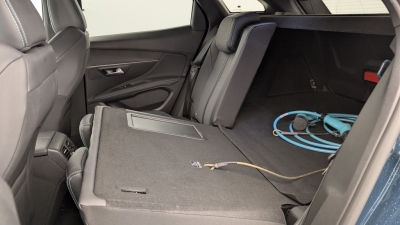 Peugeot 3008 Hybrid 180 e-EAT8 Allure Pack