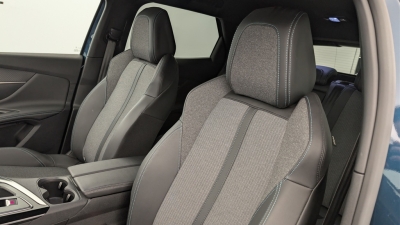 Peugeot 3008 Hybrid 180 e-EAT8 Allure Pack