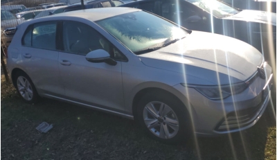 Volkswagen Golf 1.0 eTSI OPF 110 DSG7 Life Plus