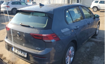 Volkswagen Golf 1.0 eTSI OPF 110 DSG7 Life Plus