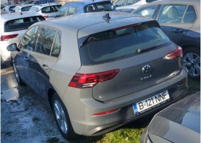 Volkswagen Golf 1.0 eTSI OPF 110 DSG7 Life Plus