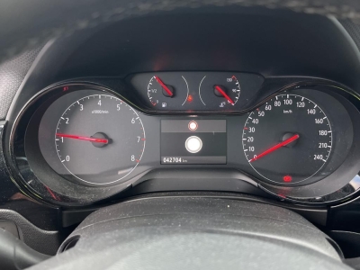 Opel Corsa 1.2 75 ch BVM5 Elegance Business