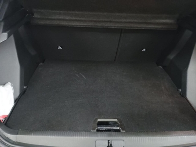 Peugeot 2008 Hybrid 145 e-DCS6 GT