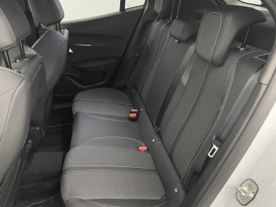 Peugeot 2008 NOUVEAU Hybrid 145 e-DCS6 GT