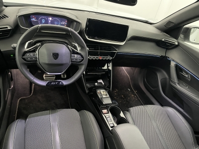 Peugeot 2008 NOUVEAU Hybrid 145 e-DCS6 GT