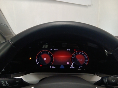 Volkswagen Golf 1.0 eTSI OPF 110 DSG7 Life Plus