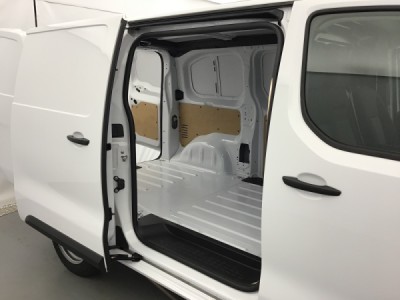 Opel Vivaro VAN BlueHDi 145 BA-8