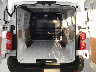 Opel Vivaro VAN TURBO D 145 BA-8