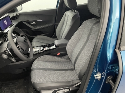 Peugeot 2008 NOUVEAU Hybrid 145 e-DCS6 Allure