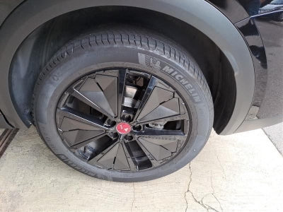 DS DS 7 BlueHDi 130 EAT8 Performance Line +