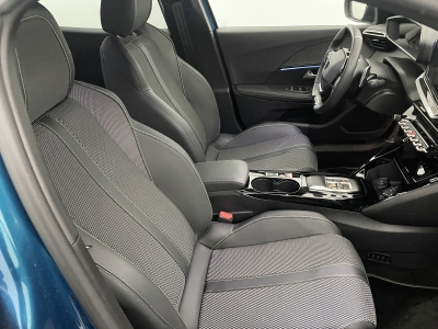 Peugeot 2008 NOUVEAU Hybrid 145 e-DCS6 GT