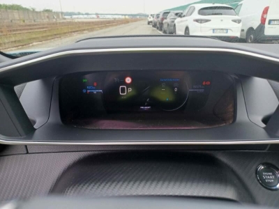 Peugeot 2008 NOUVEAU Hybrid 145 e-DCS6 GT