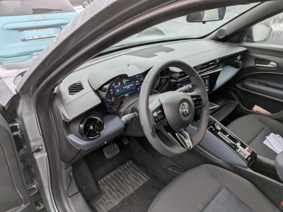 Alfa Romeo Junior Elettrica 156 ch