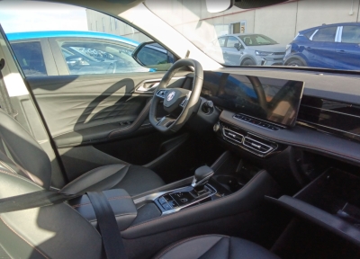 MG HS HS Luxury 170PS AT7