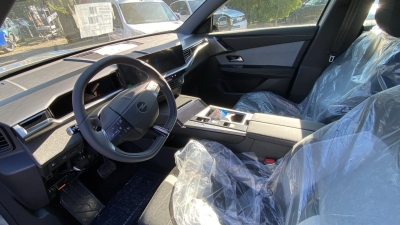 Opel Grandland 1.2 Turbo Hybrid 145 ch e-DCT6 Edition