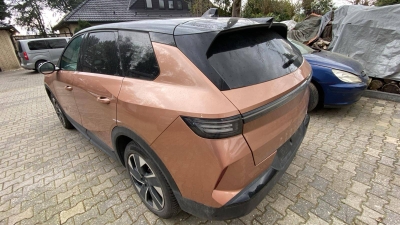 Opel Grandland 1.2 Turbo Hybrid 145 ch e-DCT6 GS