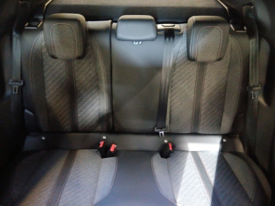 Peugeot 2008 Hybrid 145 e-DCS6 Allure