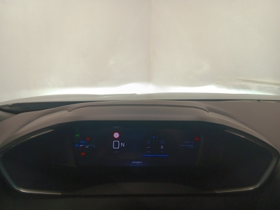 Peugeot 2008 Hybrid 145 e-DCS6 Allure